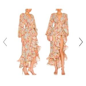 NEW WITHOUT TAGS Bronx & Banco Dress Luisa
Floral Silk Balloon Sleeve dress